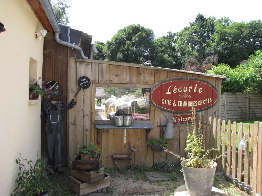 L'Ecurie Hotel La Pommeraye  Bagian luar foto
